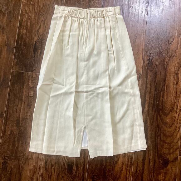 Wool Blend Pencil Skirt - Picture 3 of 5